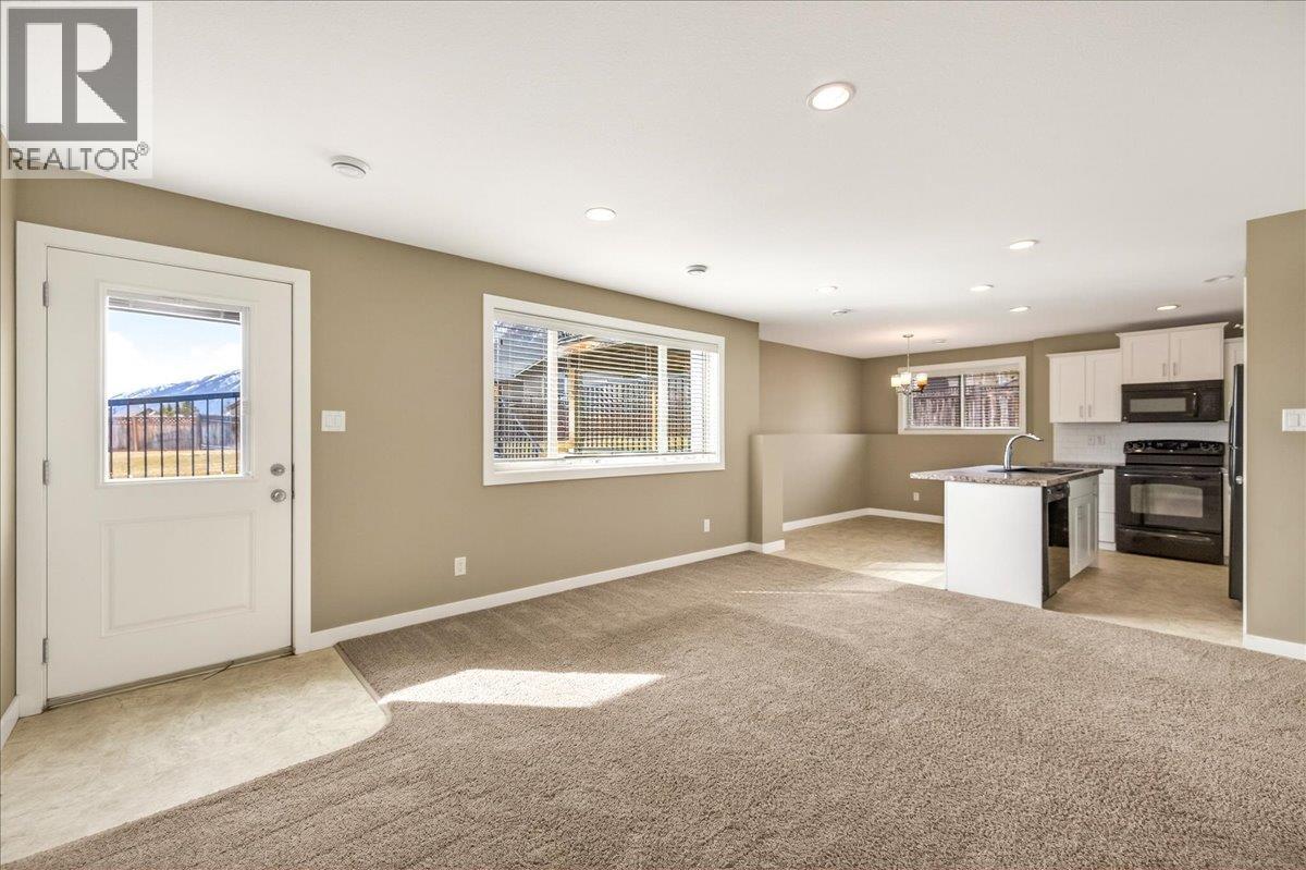 2261 Black Hawk Drive, Sparwood