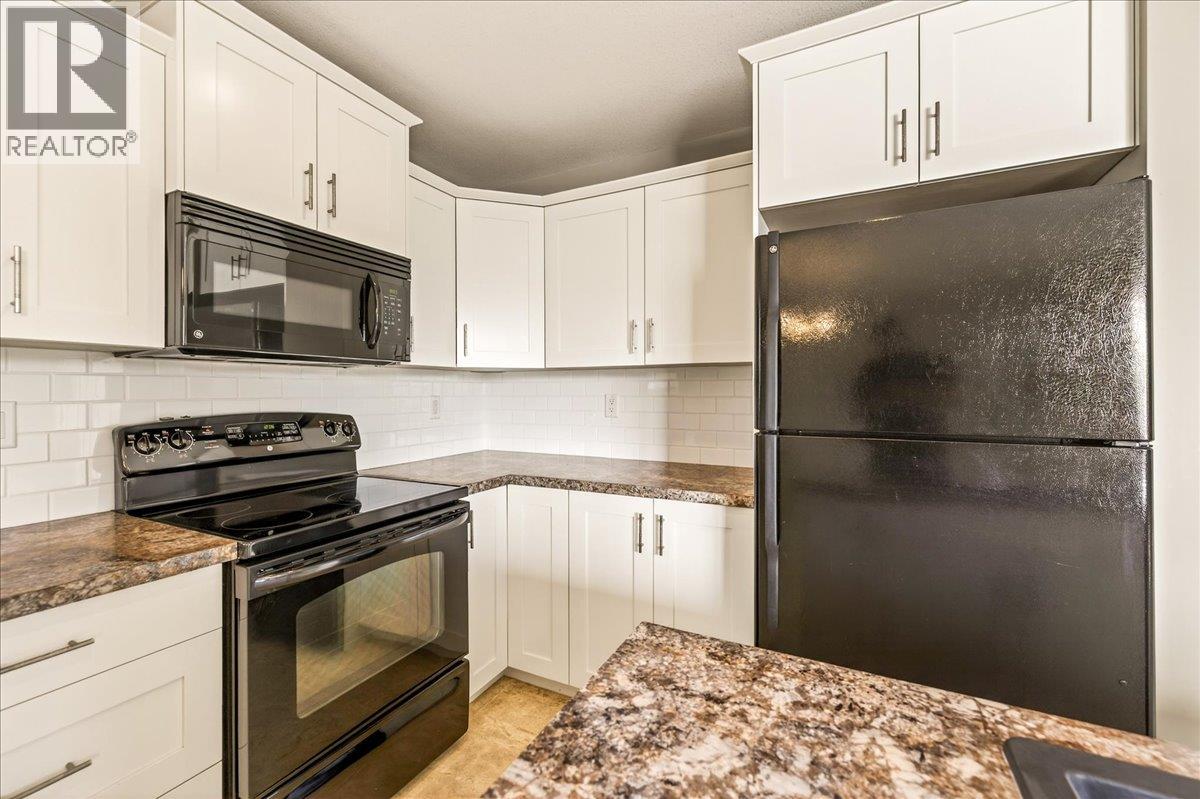 2261 Black Hawk Drive, Sparwood