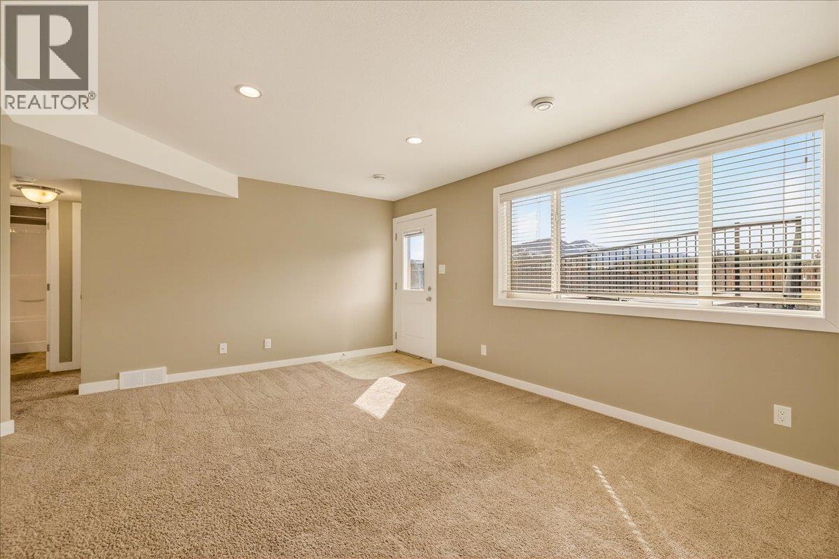 2261 Black Hawk Drive, Sparwood