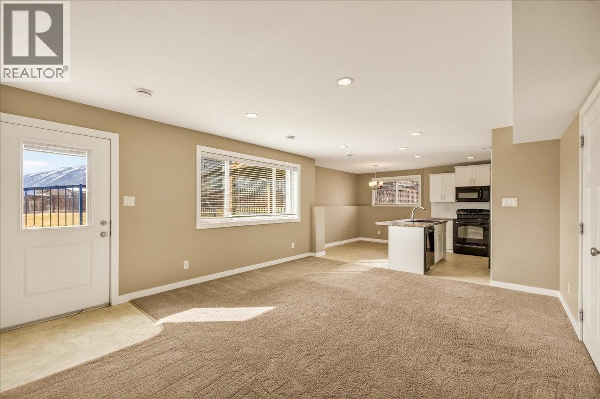 2261 Black Hawk Drive, Sparwood