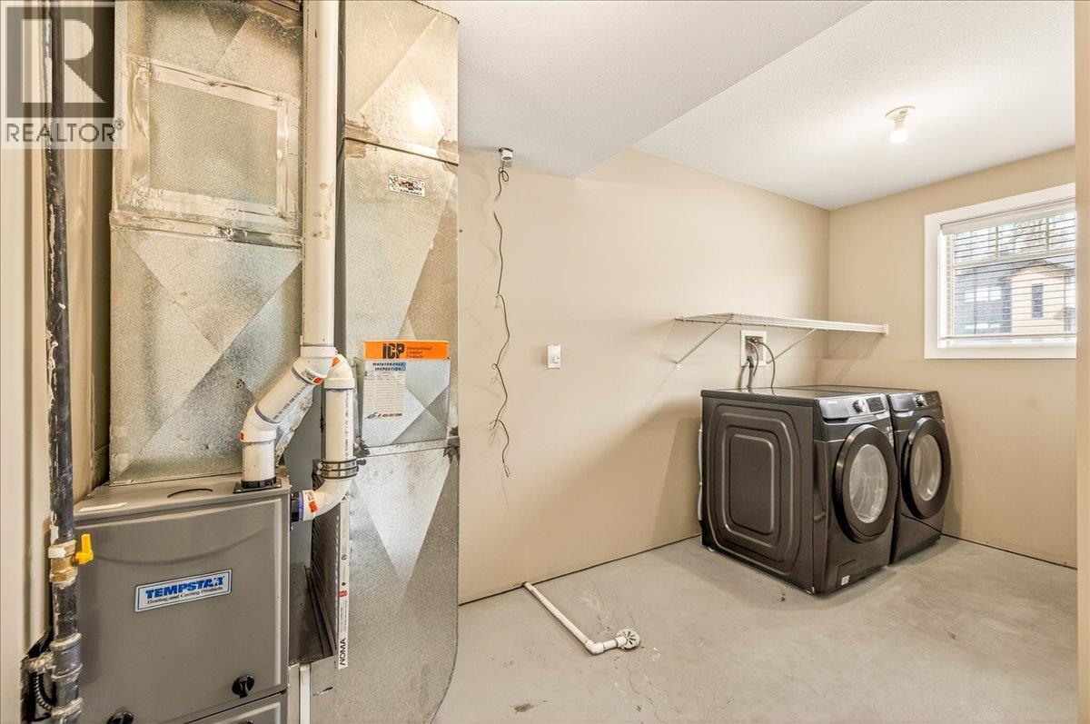 2261 Black Hawk Drive, Sparwood