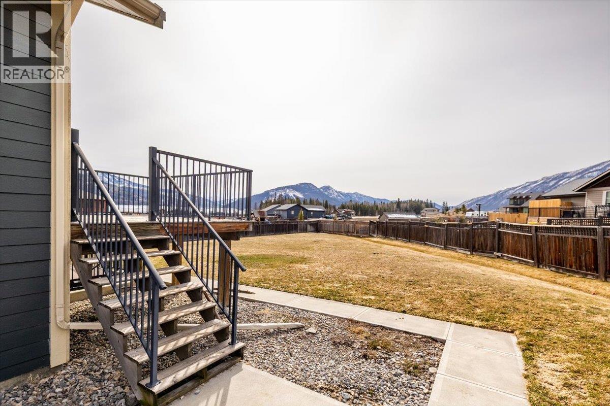 2261 Black Hawk Drive, Sparwood
