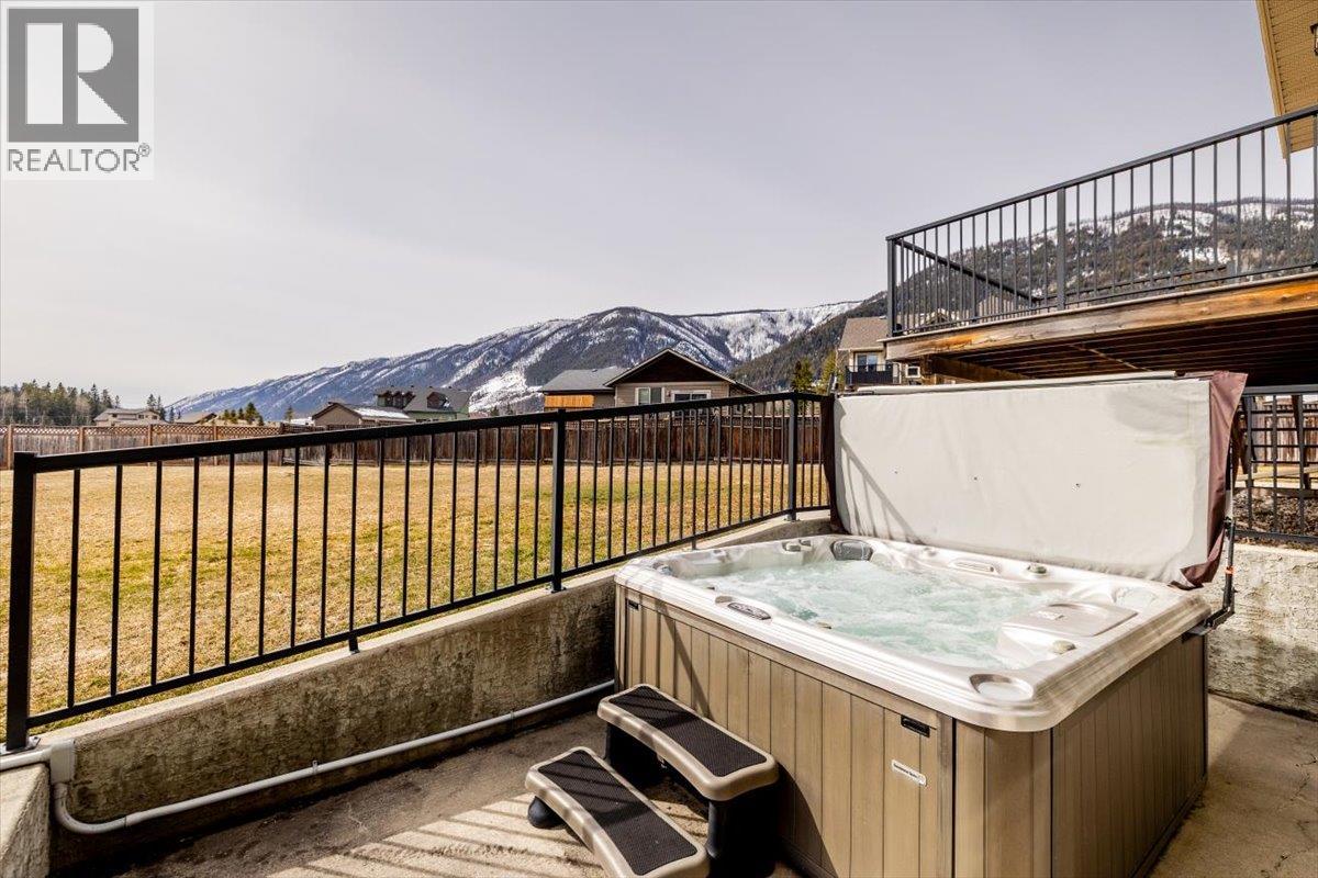 2261 Black Hawk Drive, Sparwood