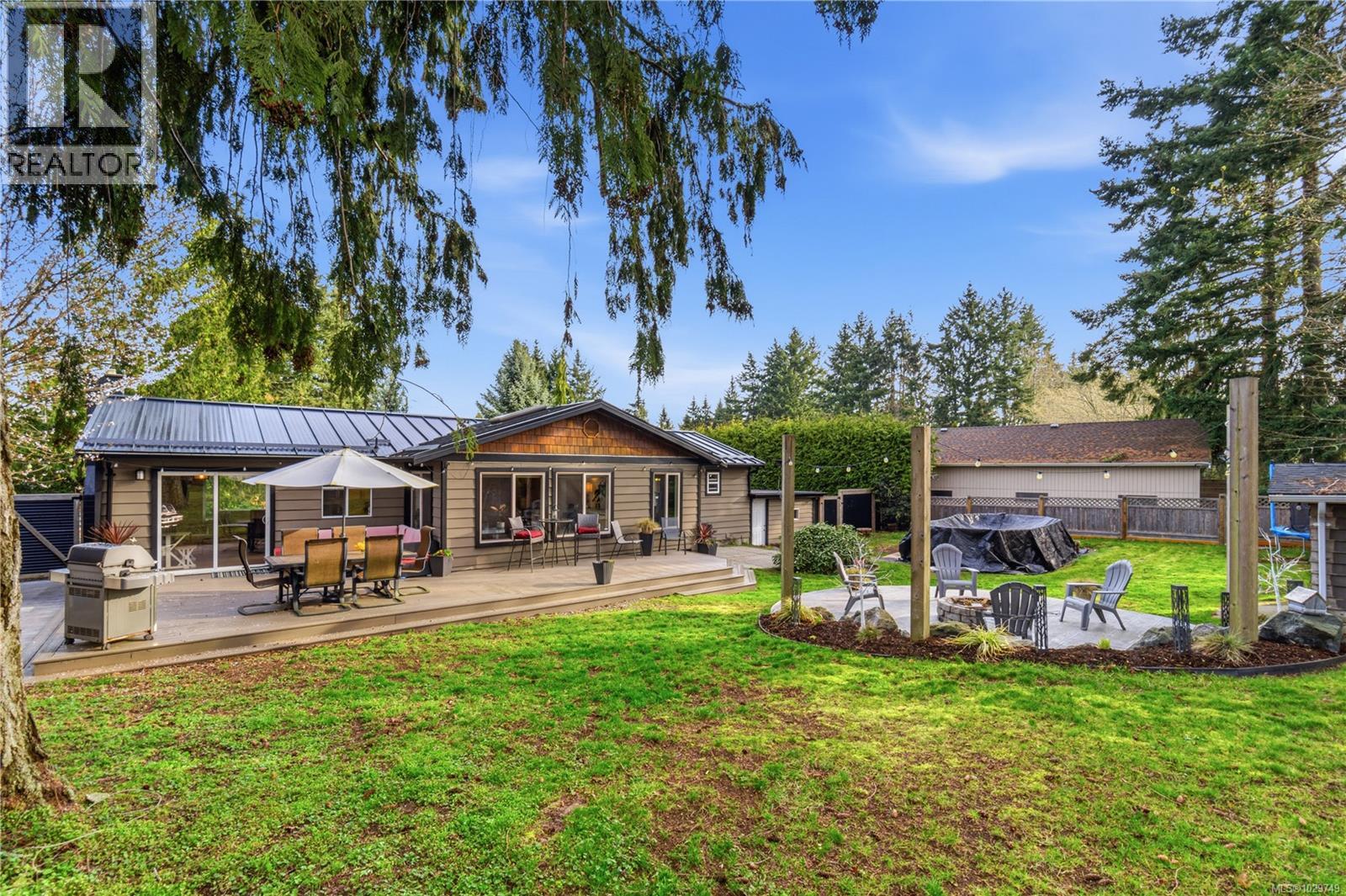 1474 PACIFIC CRES - 26