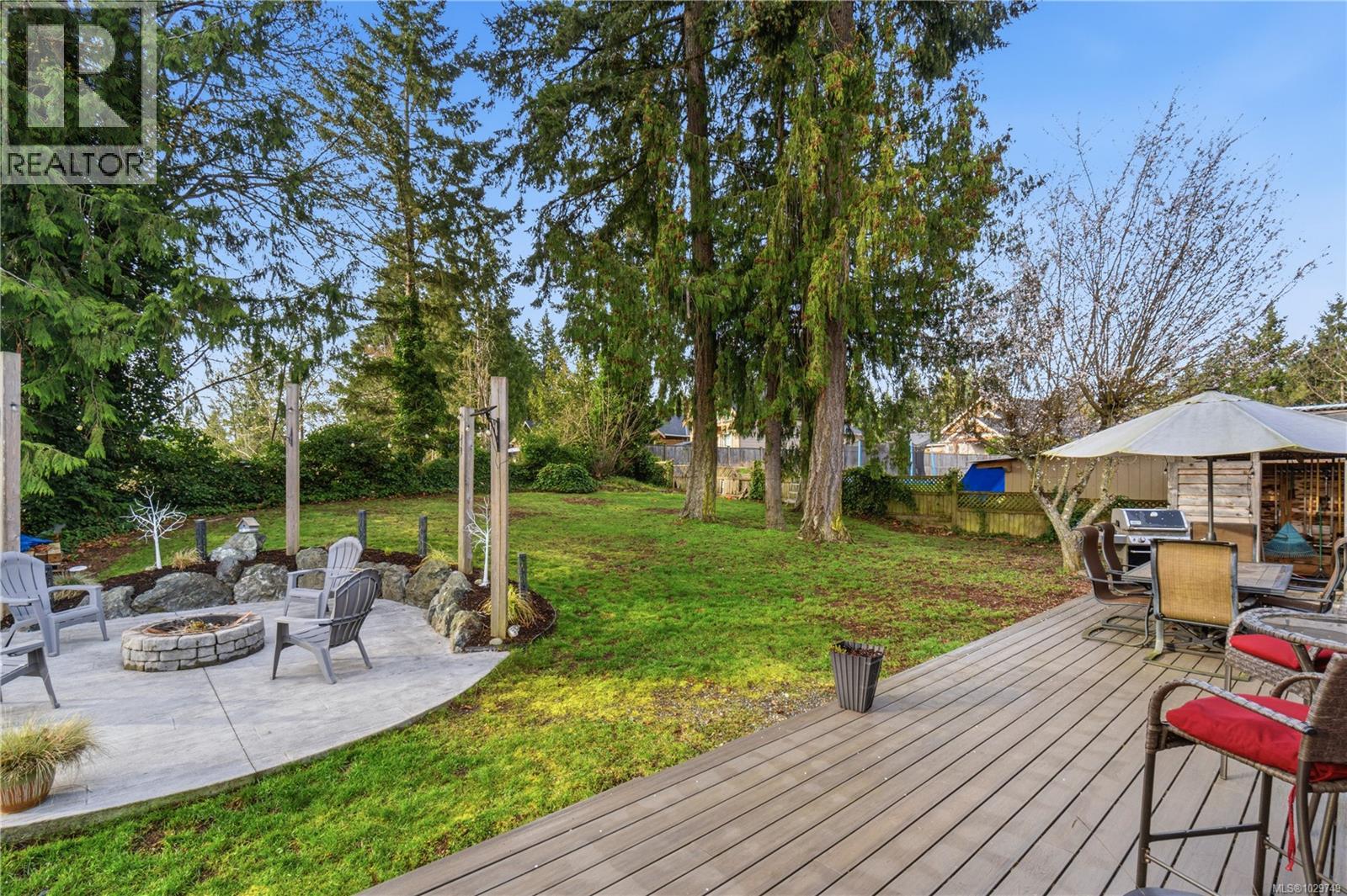 1474 PACIFIC CRES - 27