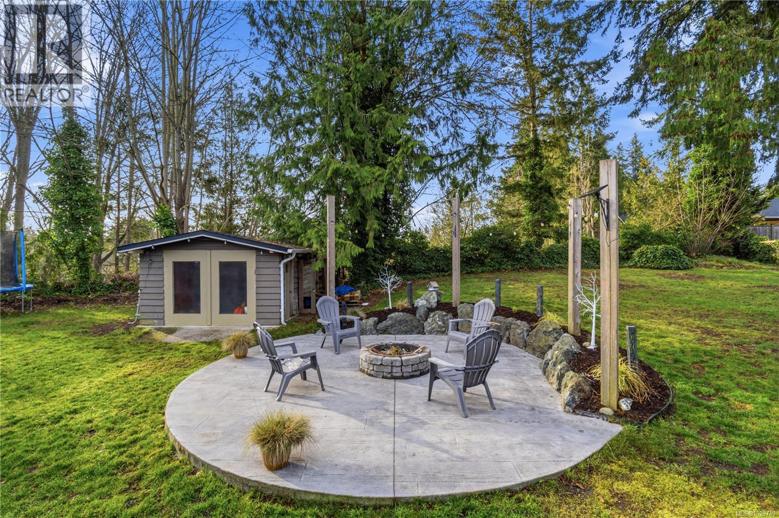 1474 PACIFIC CRES - 28