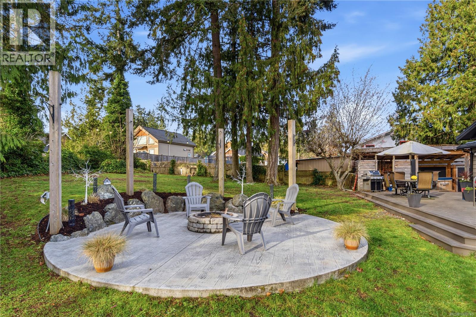 1474 PACIFIC CRES - 29