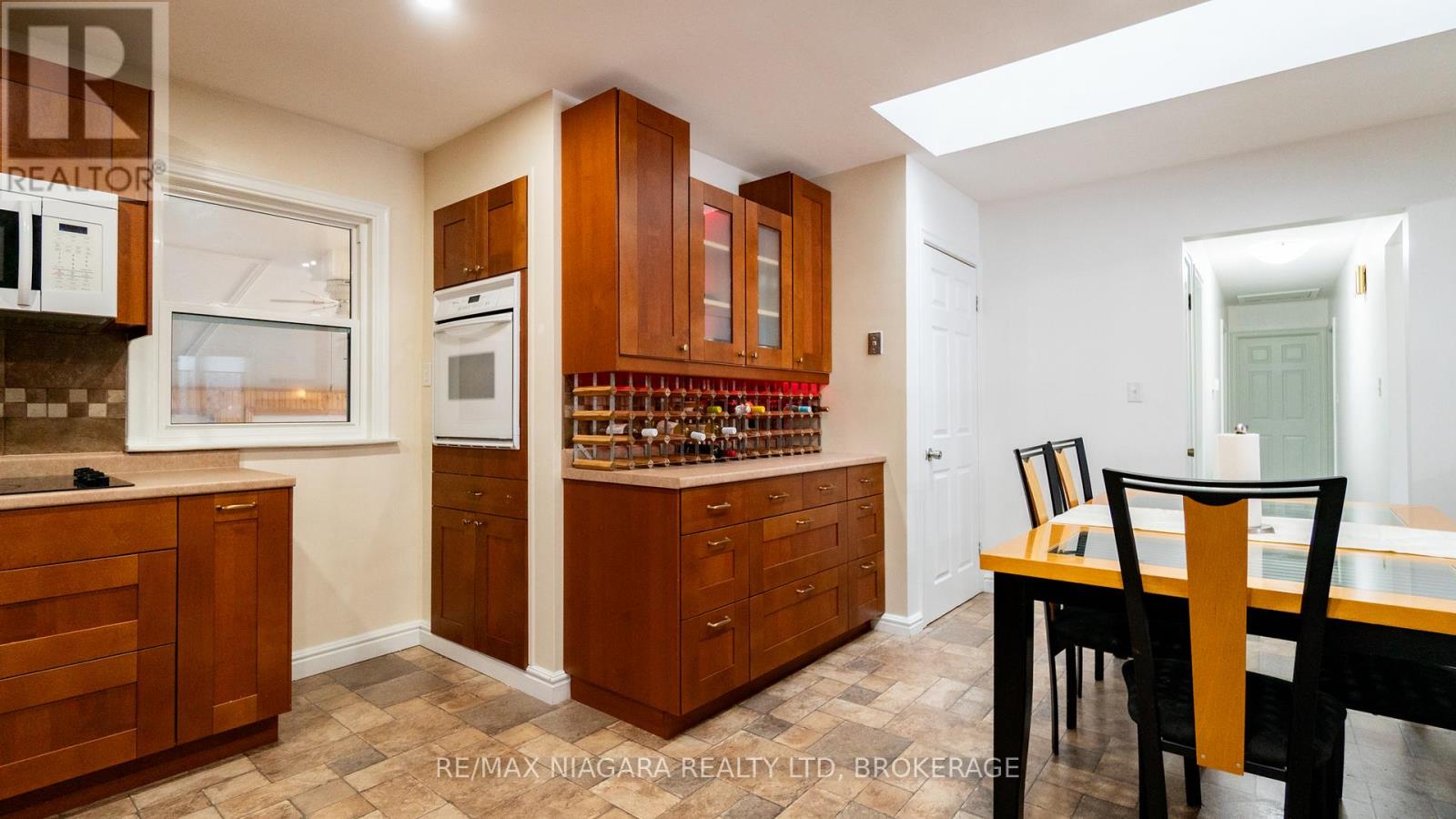 6543 ST. JOHN STREET - 11