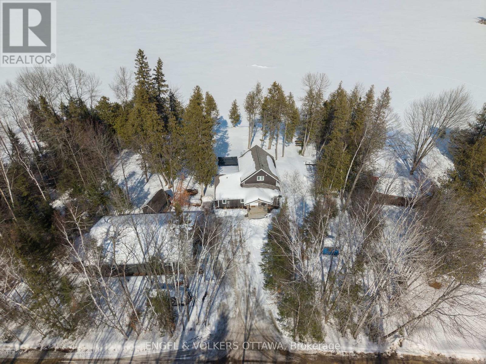 106 WHITES BEACH TRAIL — photo 47