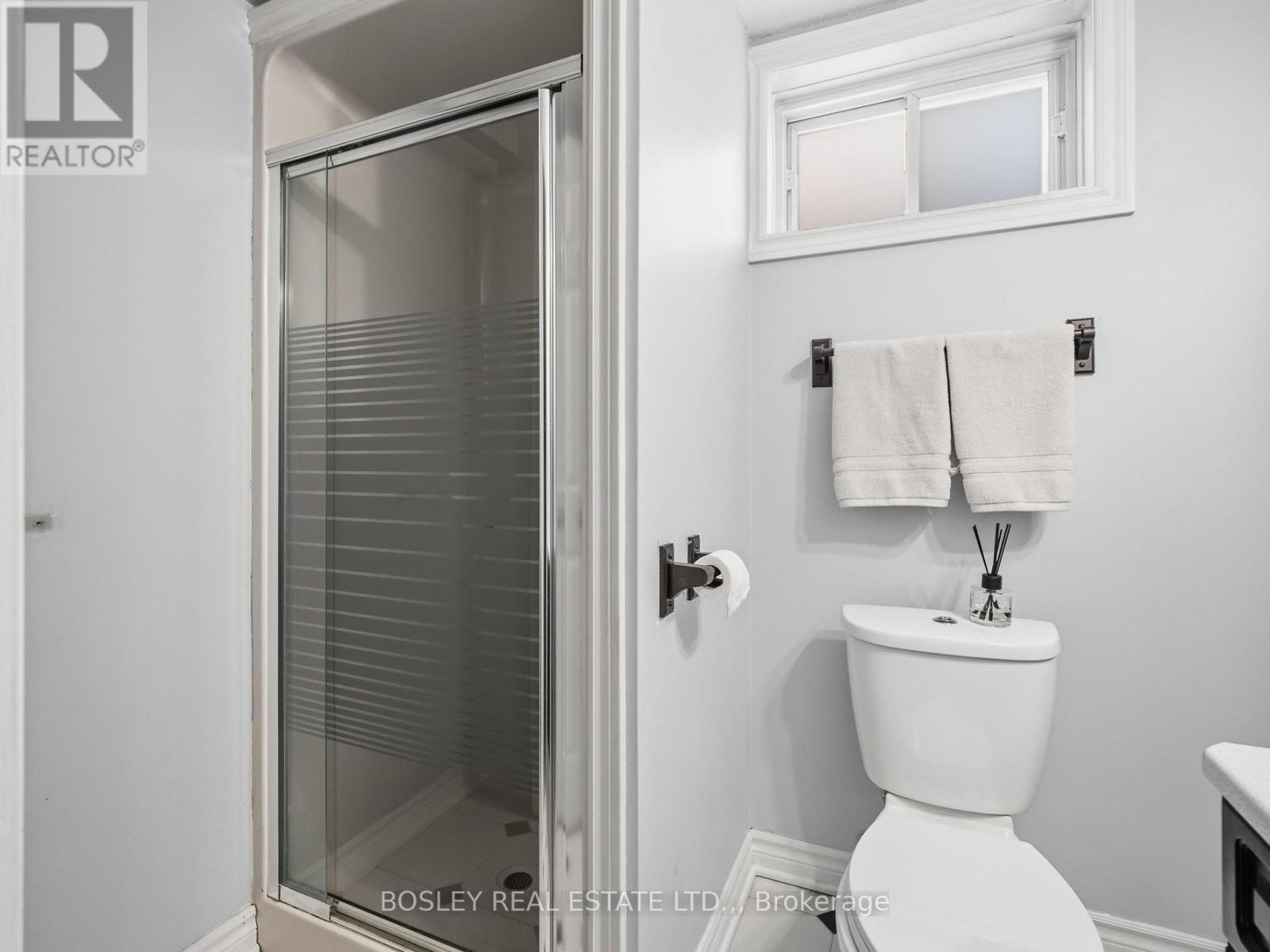 8 EMMETT STREET - 24