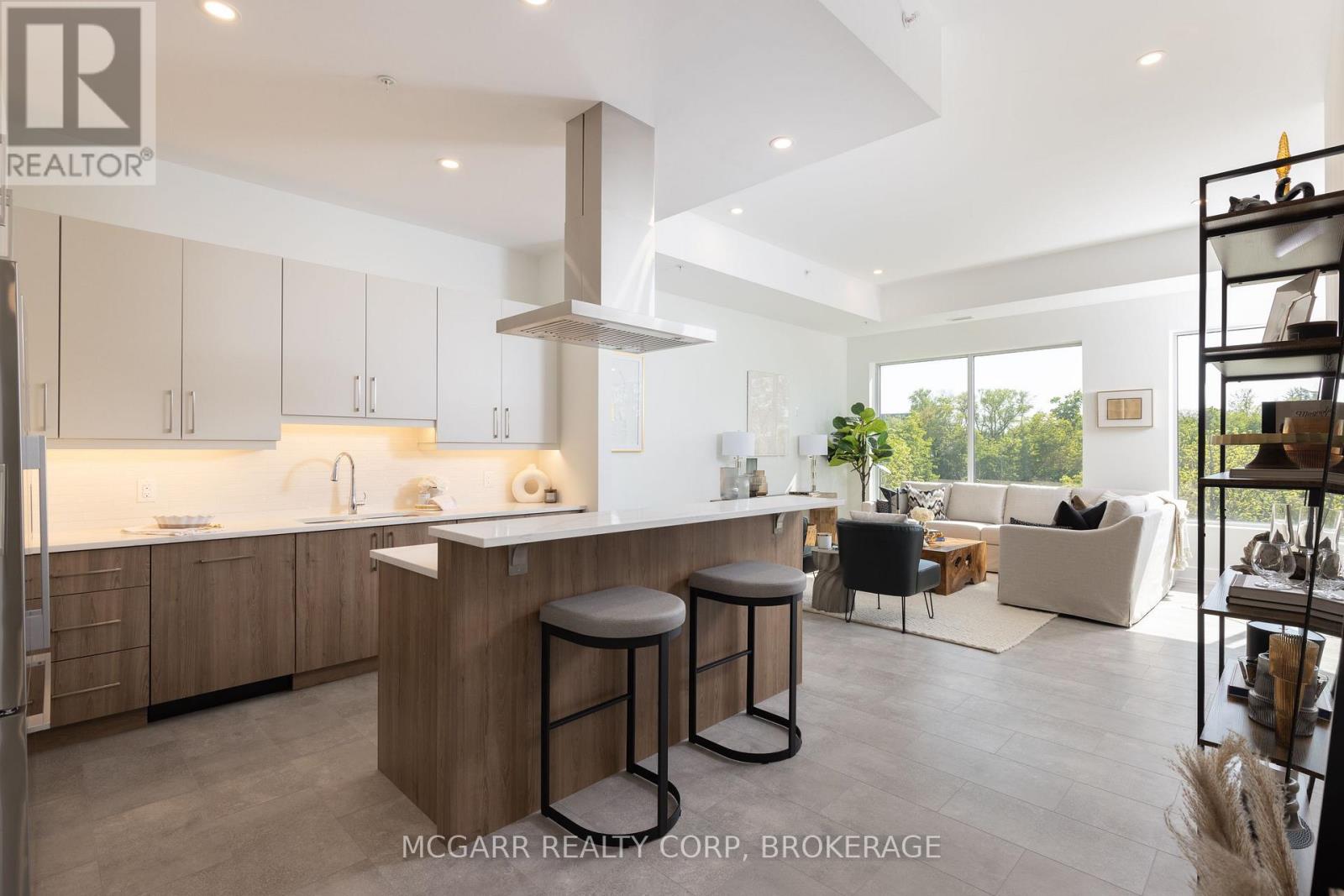#403 77 YATES STREET - 6