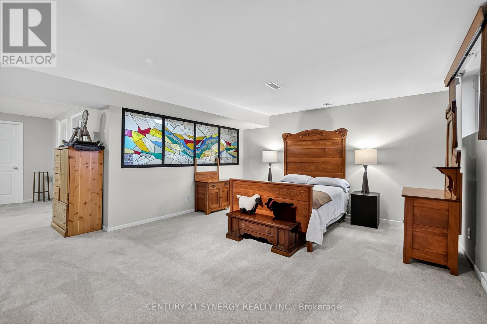 47 - 18 OYSTER BAY COURT — photo 43