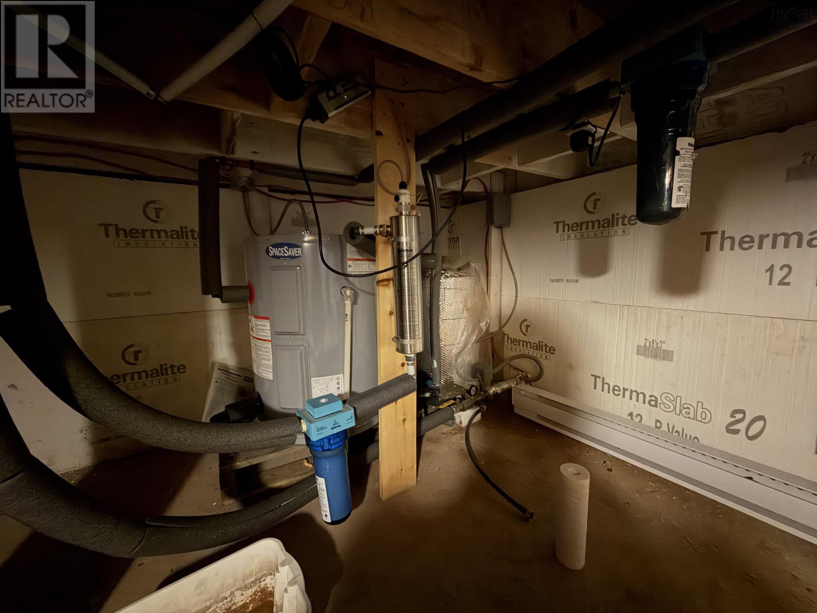 Property 23 of 50 of 99 Cross Road