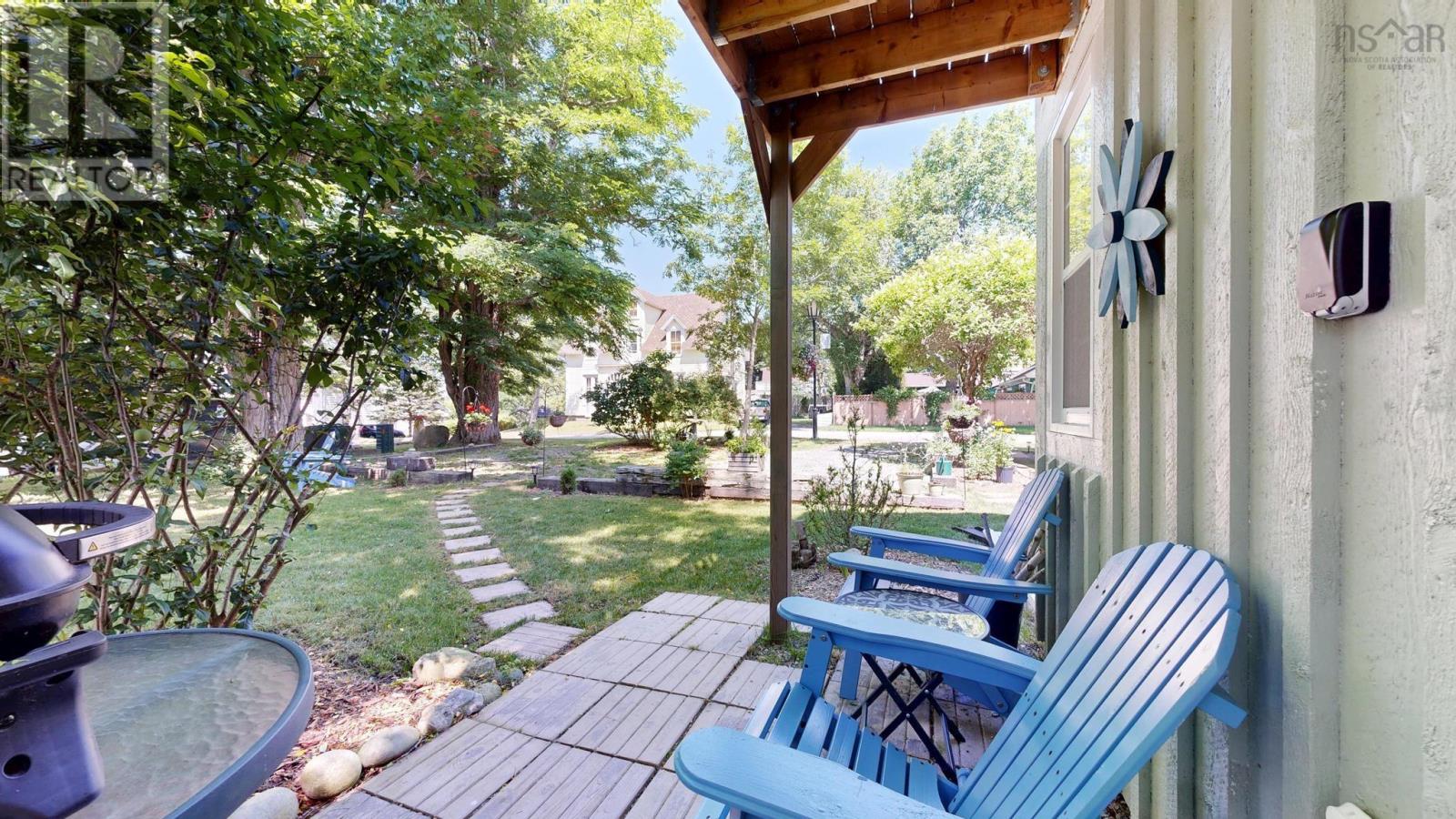 Property 28 of 50 of 17 George Street