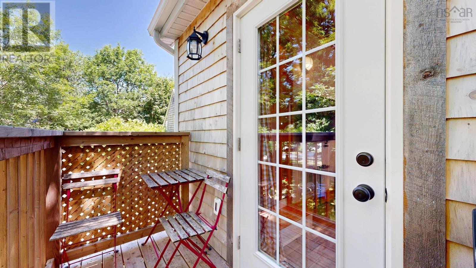 Property 1 of 50 of 17 George Street