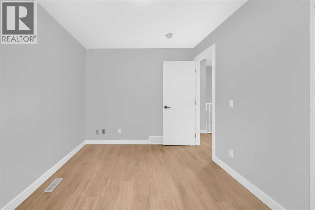 Single Family House Bungalow for Sale in  Falwood Way NE Falconridge Calgary 