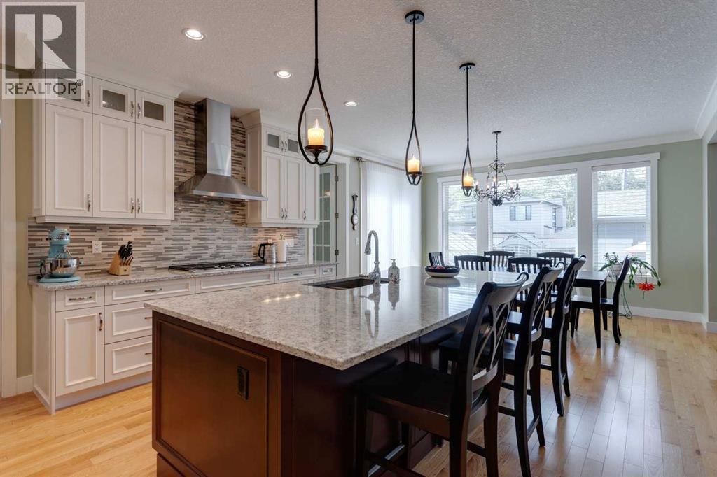 Single Family House for Sale in   Avenue NW Mount Pleasant Calgary 