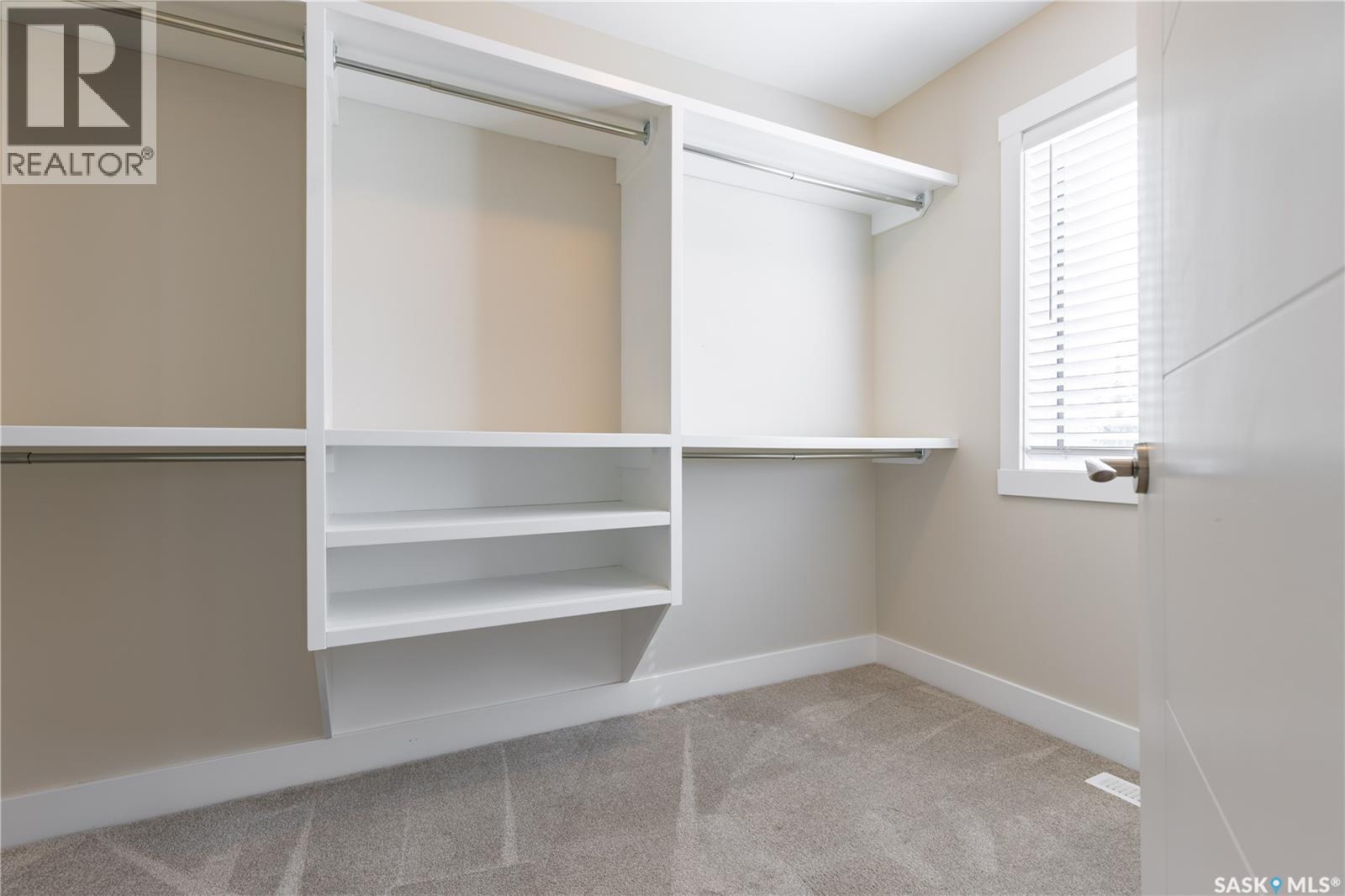 1037 7TH STREET E - 26