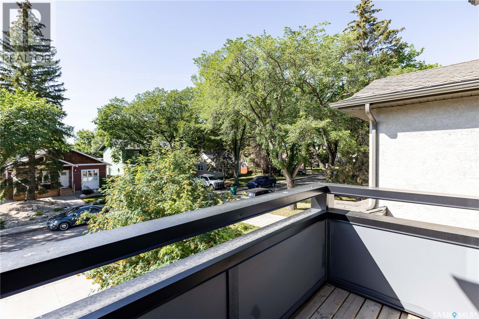 1037 7TH STREET E - 31