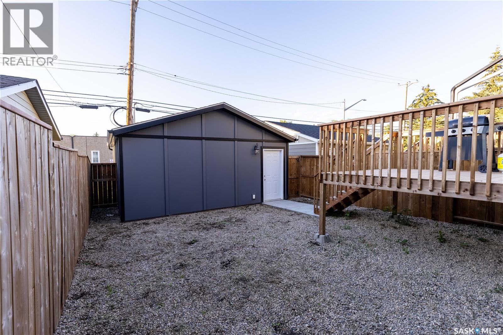 1037 7TH STREET E - 49