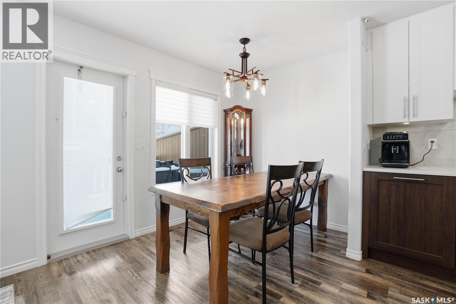 #137 445 BAYFIELD CRESCENT - 11