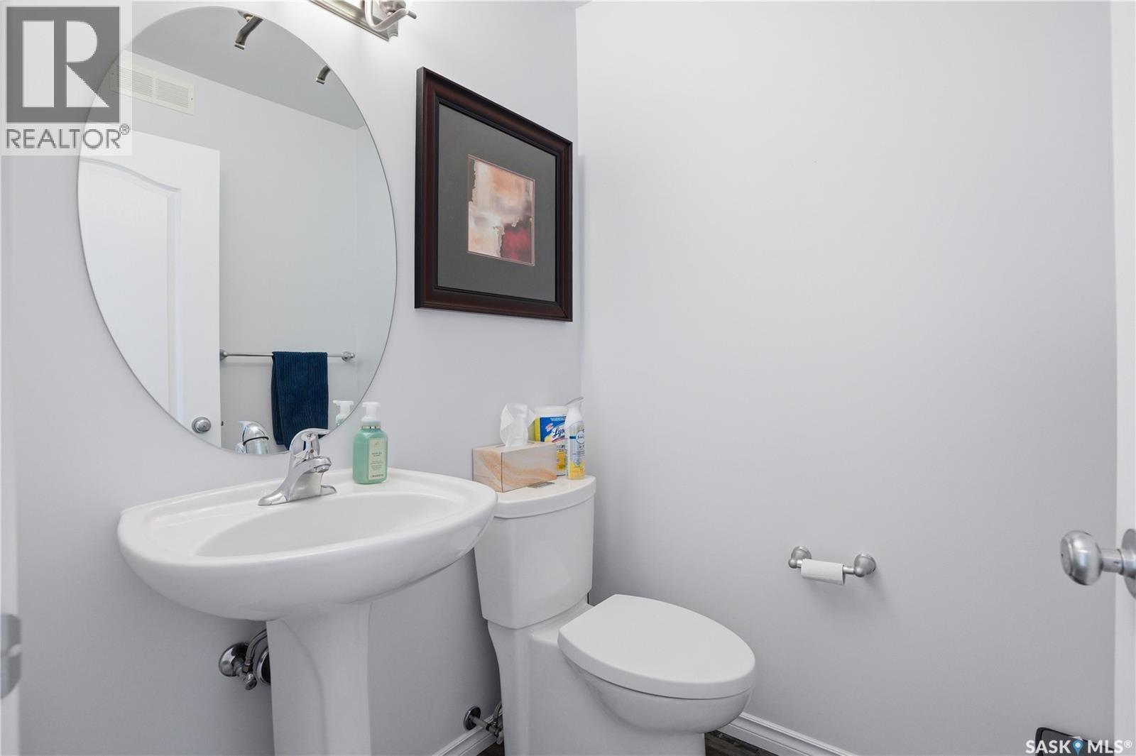 #137 445 BAYFIELD CRESCENT - 16