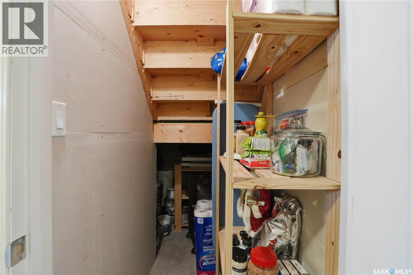 #137 445 BAYFIELD CRESCENT - 35