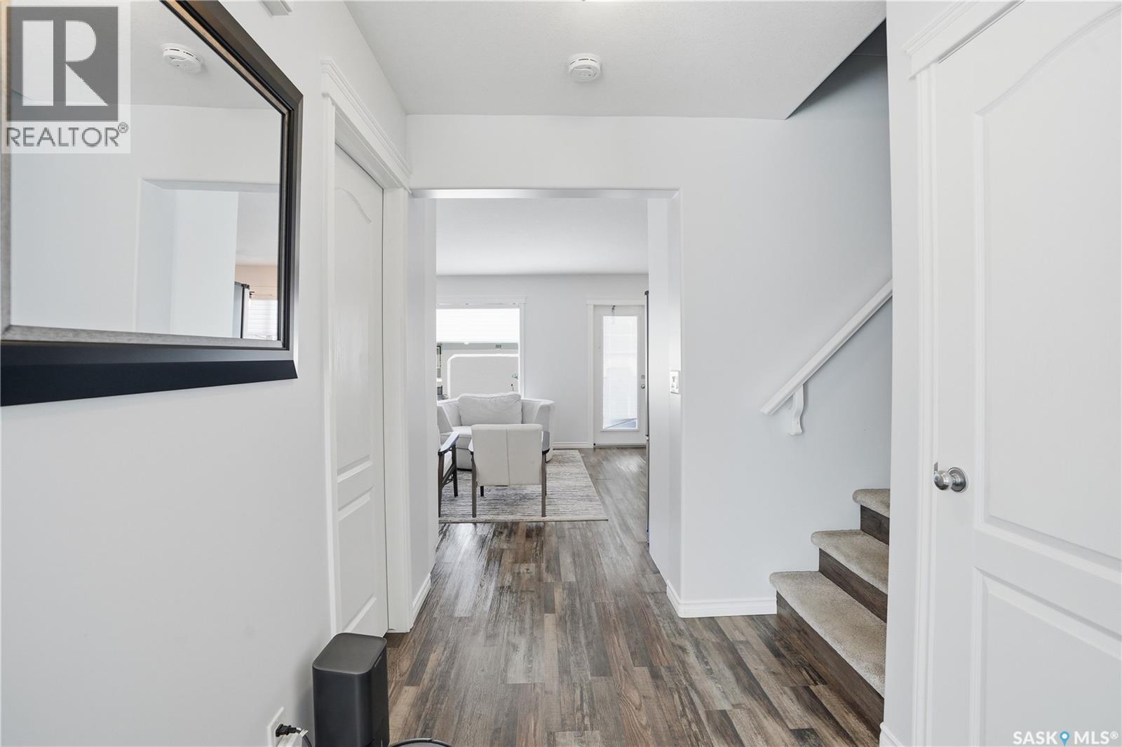 #137 445 BAYFIELD CRESCENT - 4