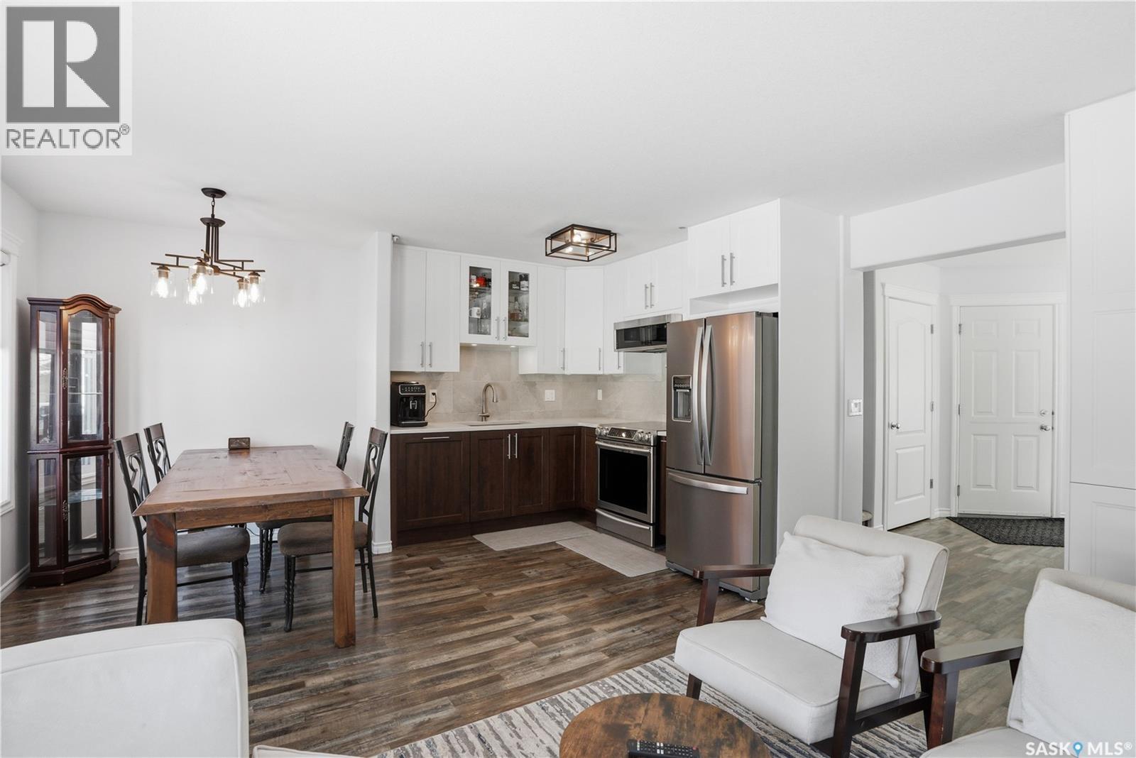 #137 445 BAYFIELD CRESCENT - 9