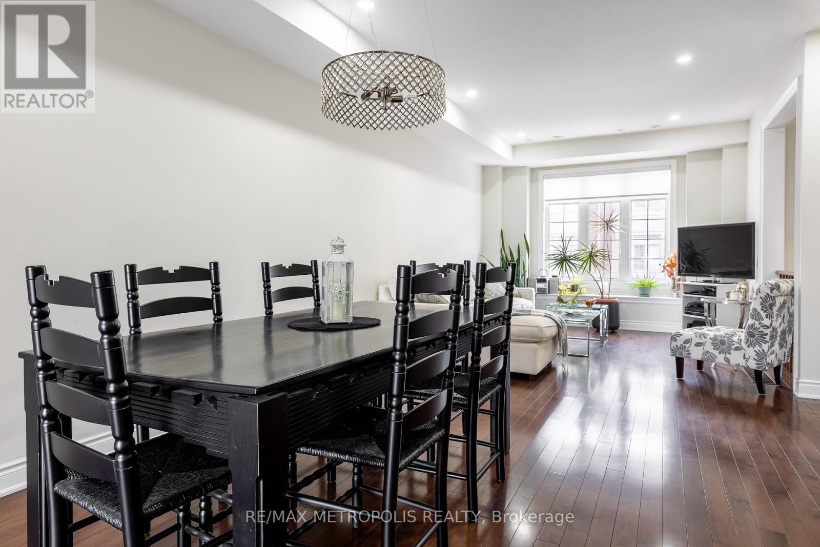 10 GEORGE BOGG ROAD - 7