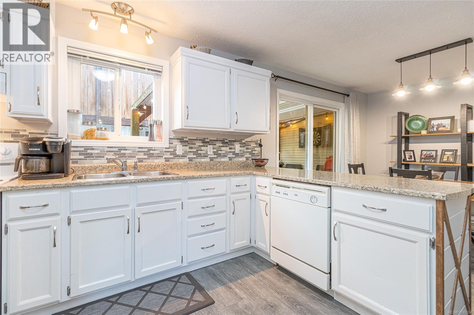 2330 WHITNEY RD - 16