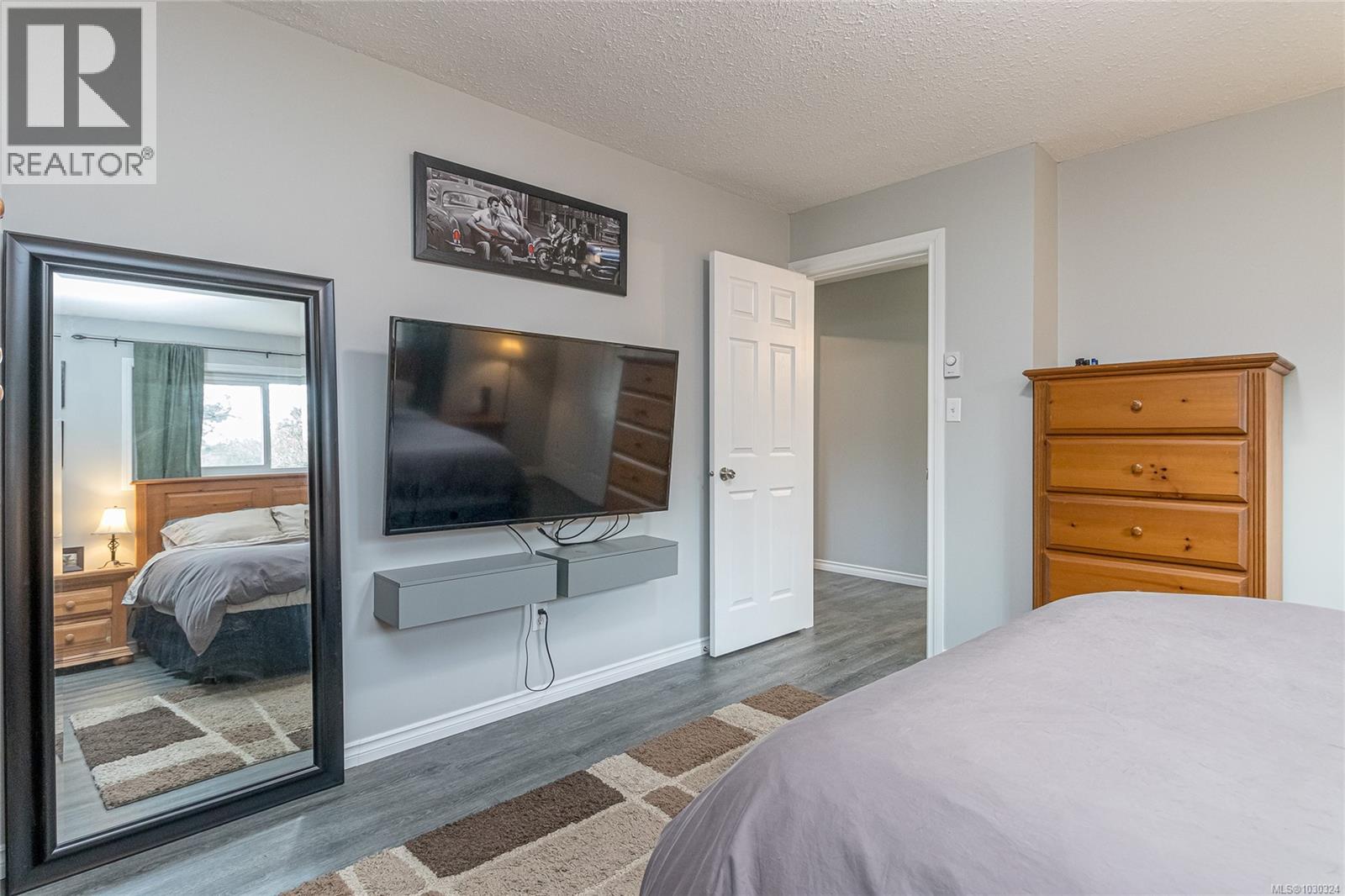 2330 WHITNEY RD - 20