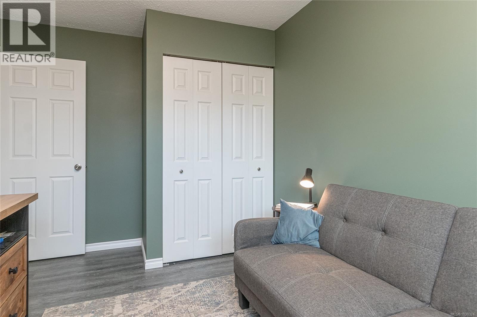 2330 WHITNEY RD - 24