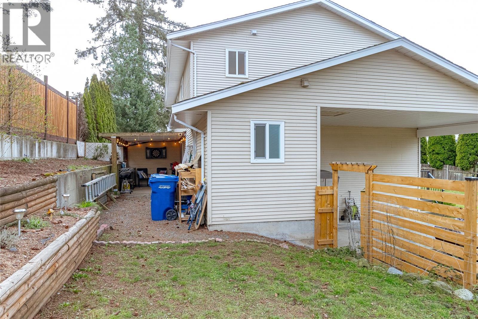 2330 WHITNEY RD - 35