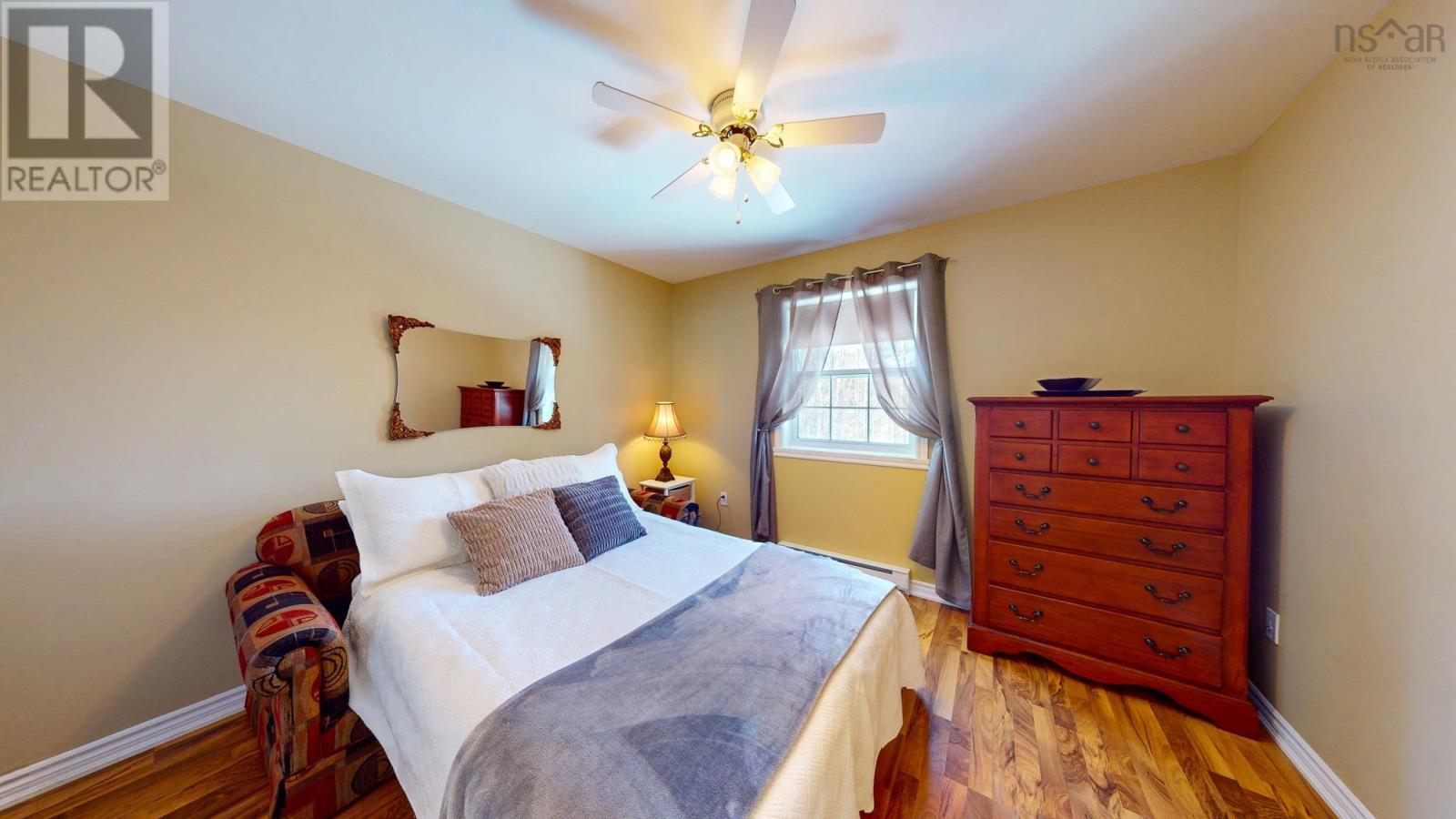 Property 26 of 40 of 40 Douglas Street