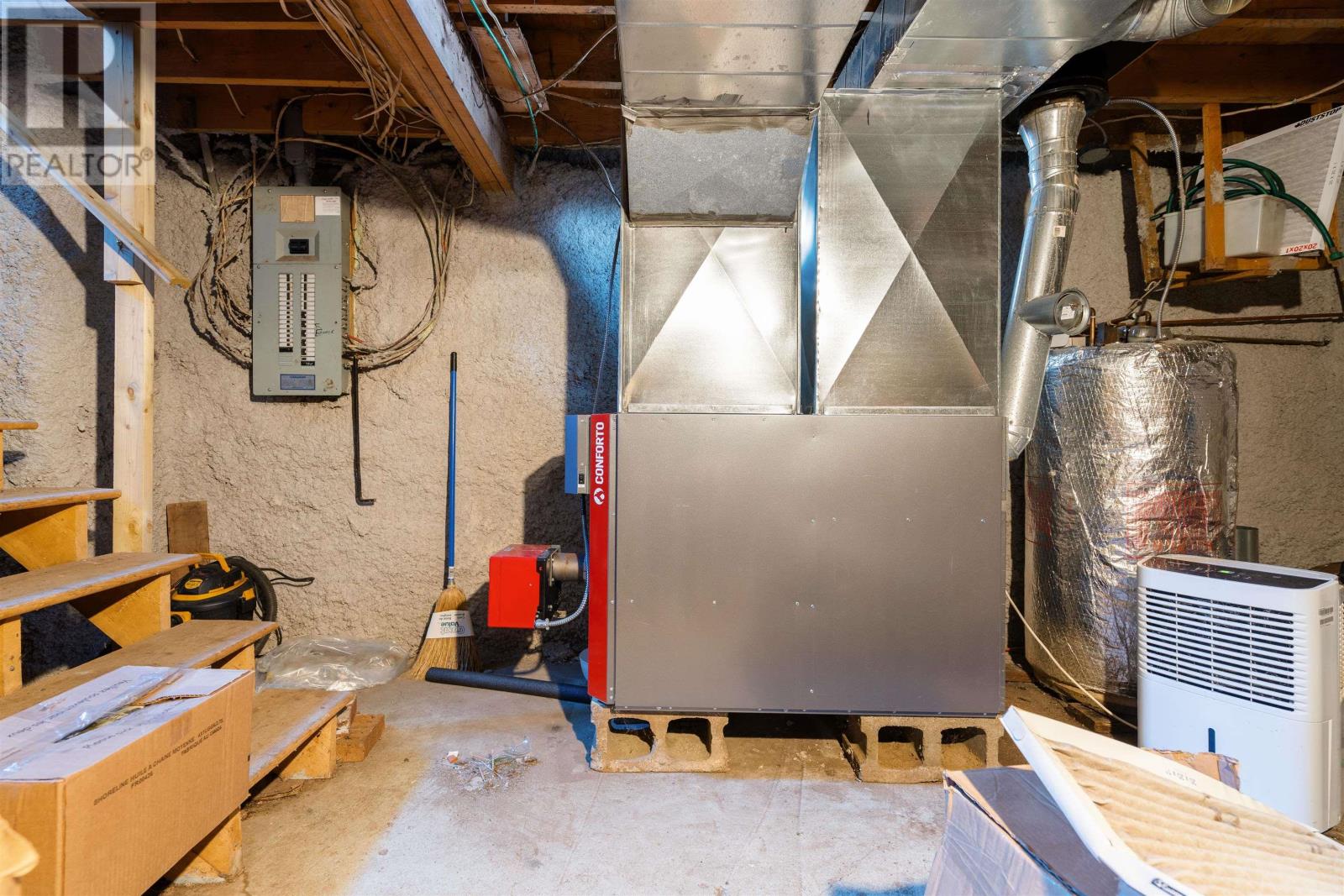 Property 19 of 25 of 2143 Highway 316