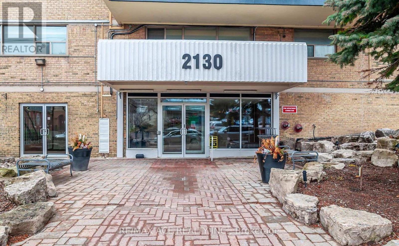 Listing photo of 906 - 2130 WESTON ROAD