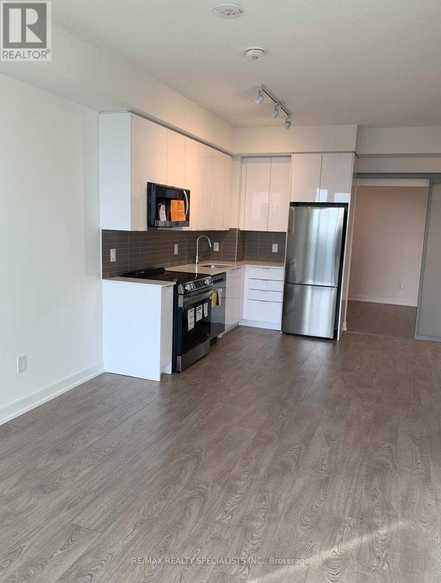 #612 225 MALTA AVENUE - 3