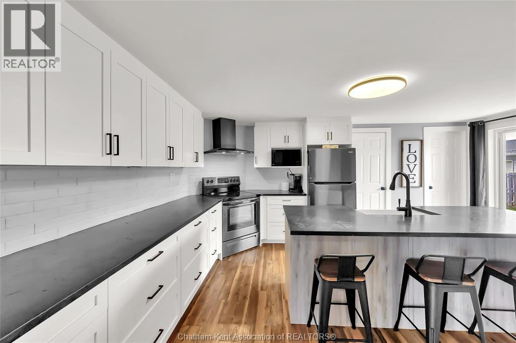 87 Erie STREET - 19