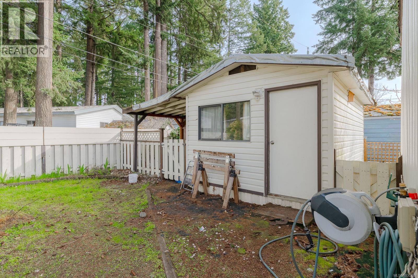 #116 1736 TIMBERLANDS RD - 29