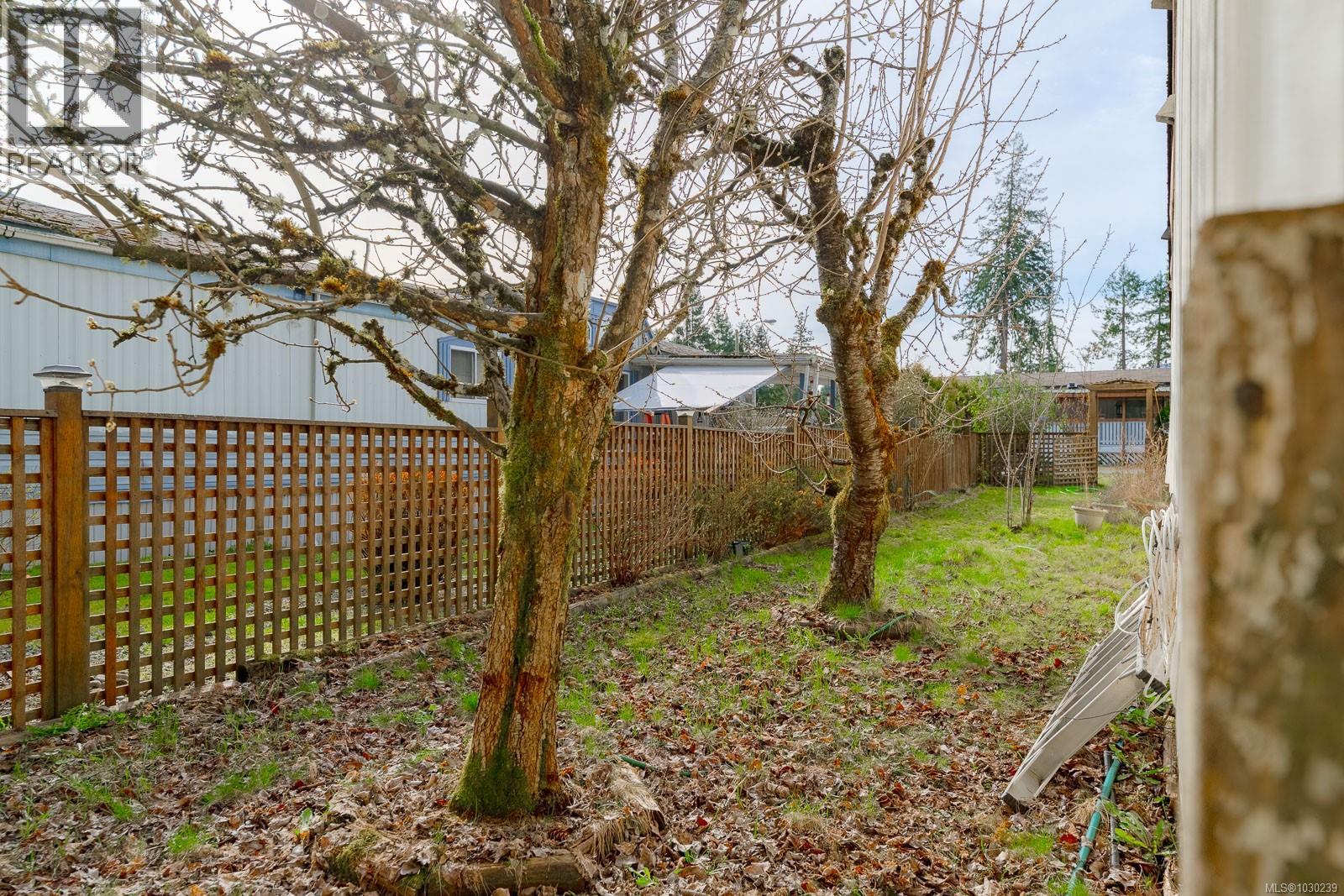 #116 1736 TIMBERLANDS RD - 32