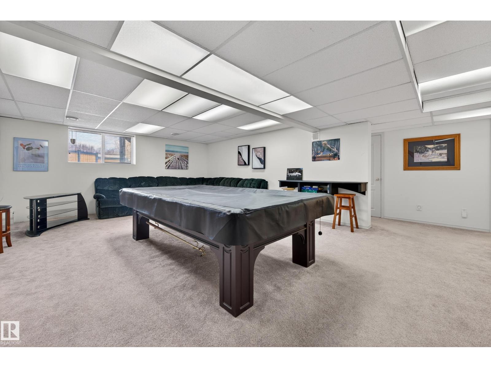 15215 44 ST NW NW, Edmonton