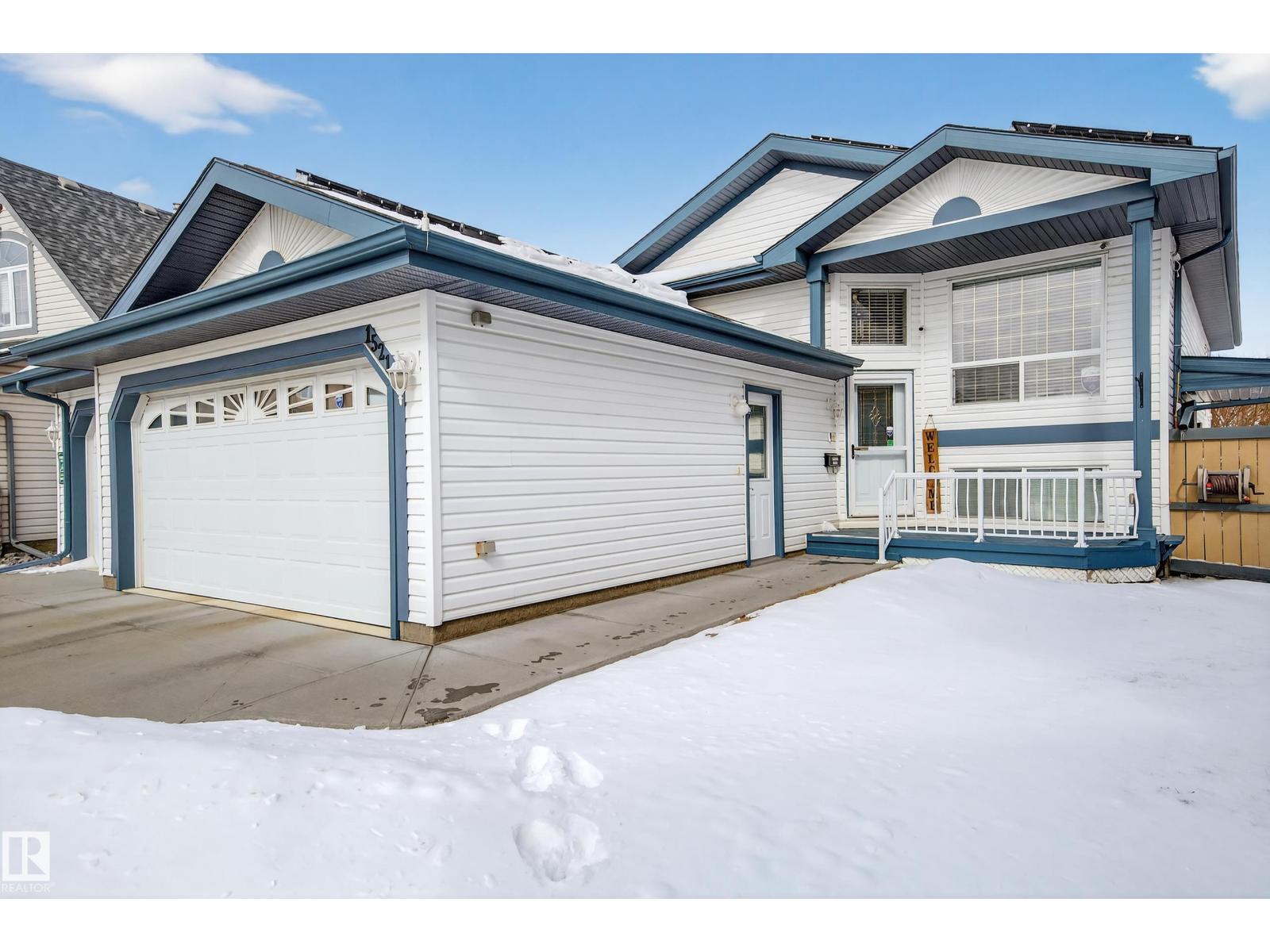 15215 44 ST NW NW, Edmonton