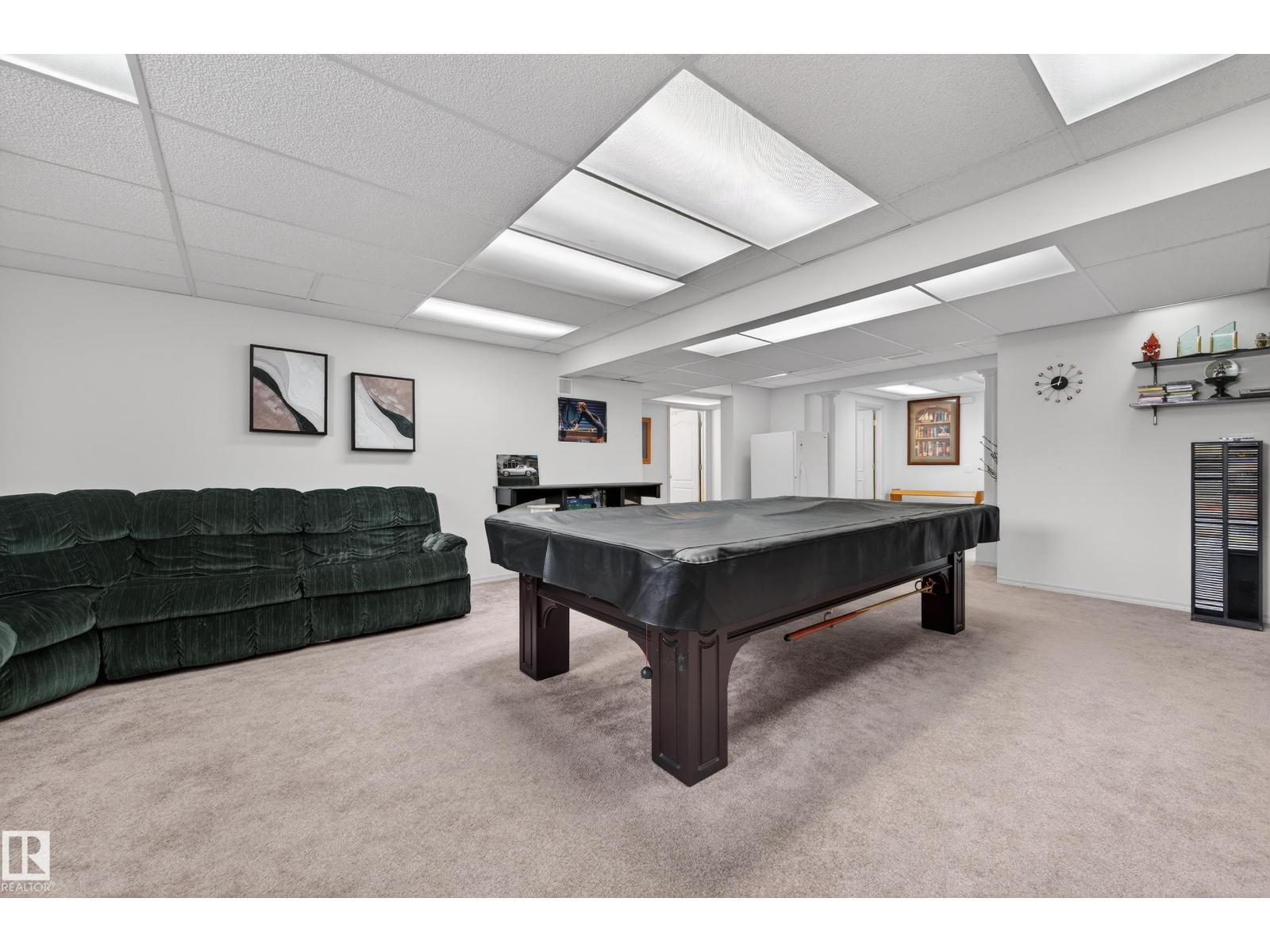 15215 44 ST NW NW, Edmonton