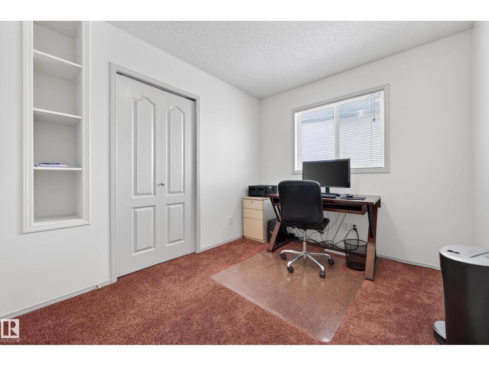 15215 44 ST NW NW, Edmonton