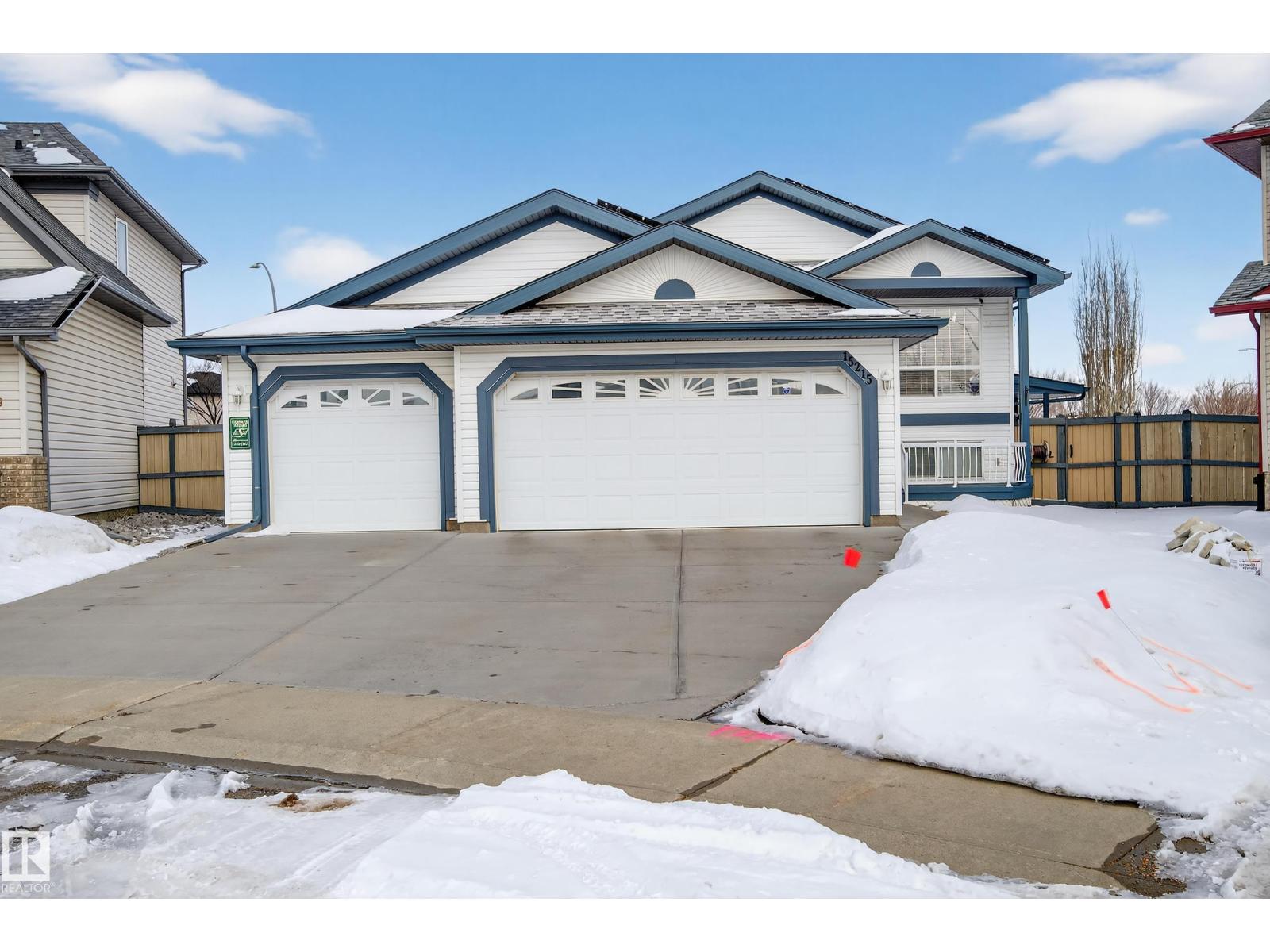 15215 44 ST NW NW, Edmonton