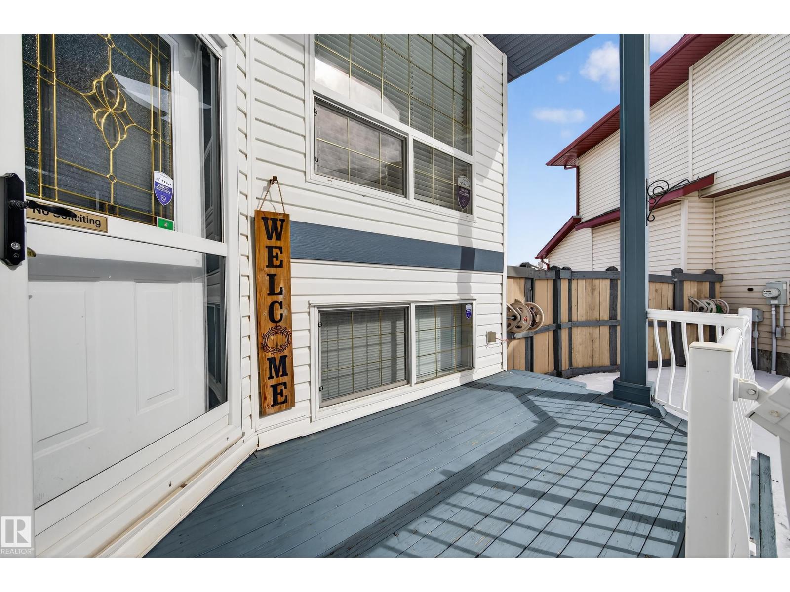 15215 44 ST NW NW, Edmonton