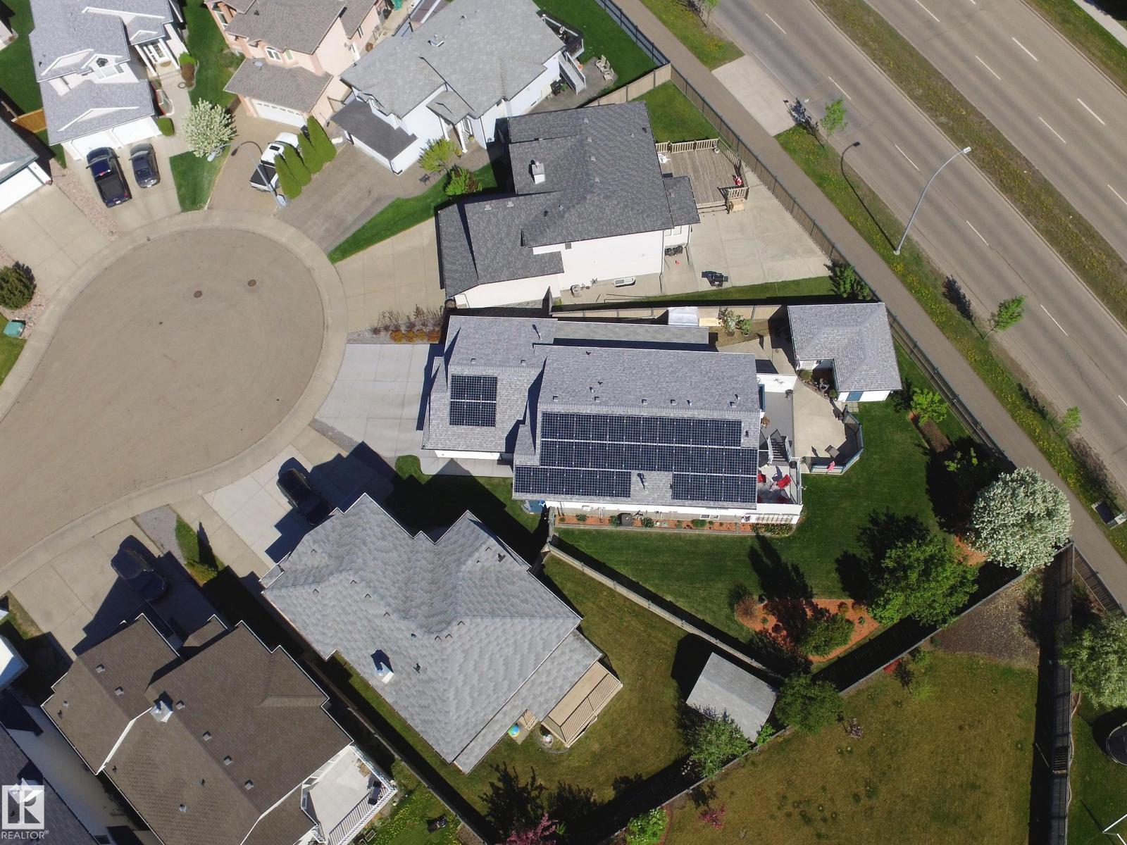 15215 44 ST NW NW, Edmonton