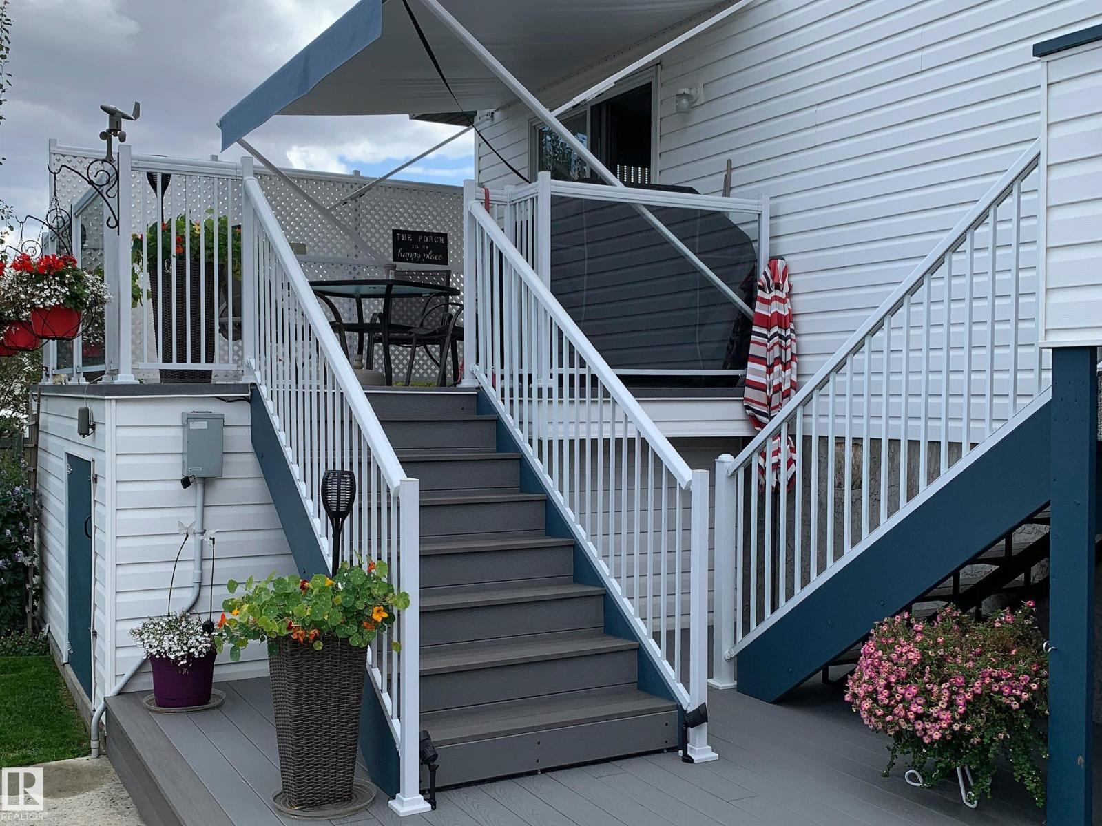 15215 44 ST NW NW, Edmonton