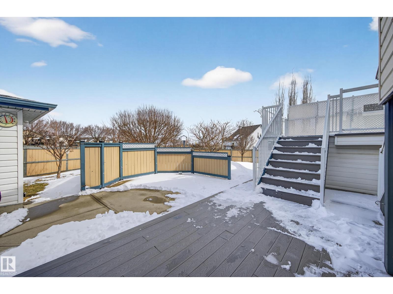 15215 44 ST NW NW, Edmonton